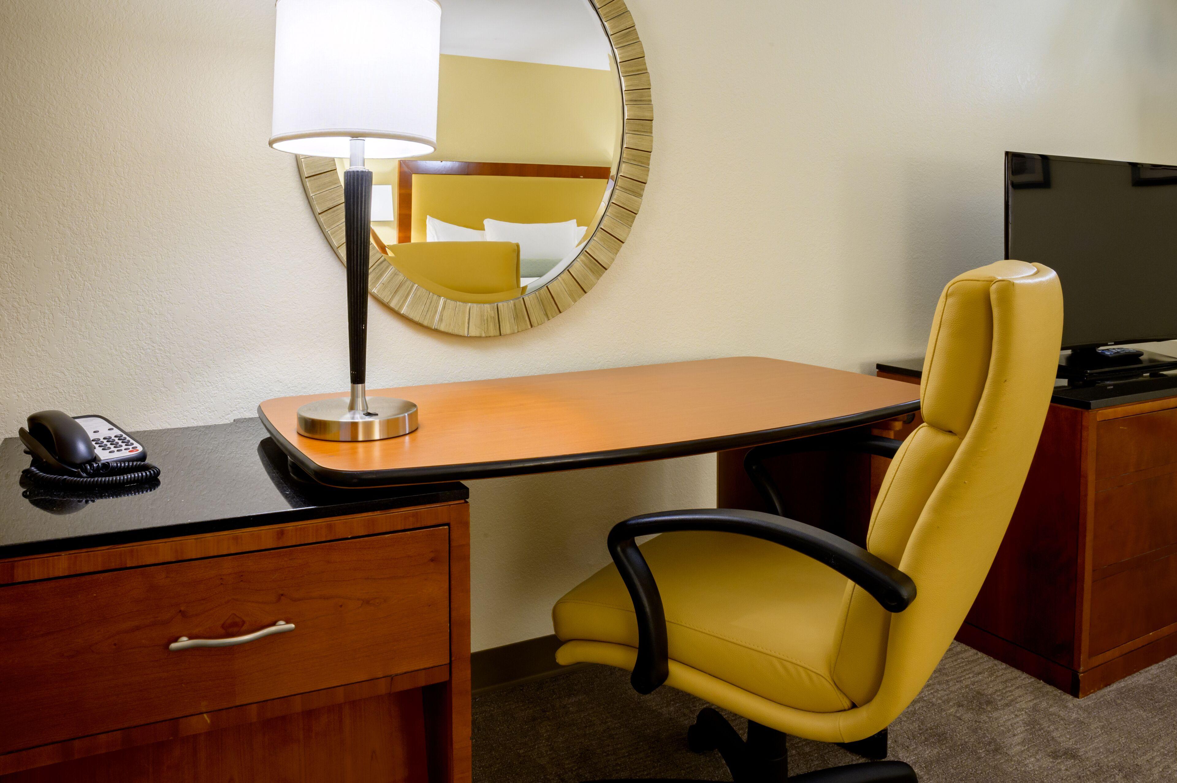 Hotel Airtel Plaza Los Angeles